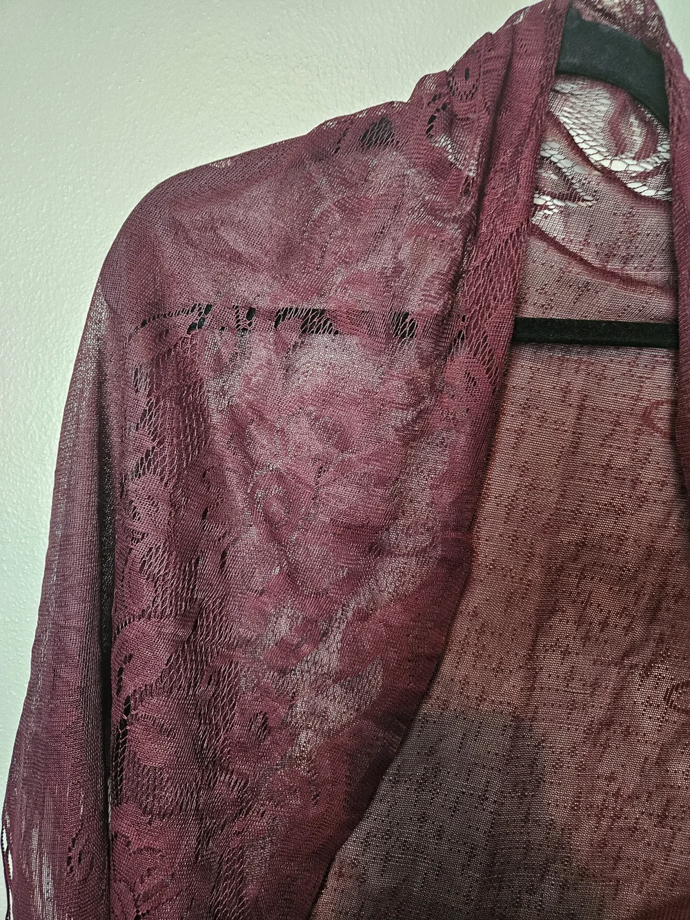 SHEIN Burgundy Floral Lace Fringe Wrap Scarf